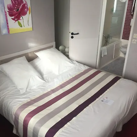 Brit Hotel Confort Rouen Nord - Eden 3*