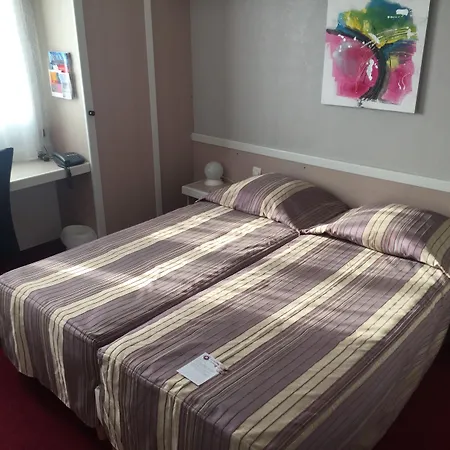 Brit Hotel Confort Rouen Nord - Eden
