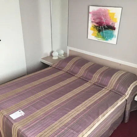 Hotel Brit Confort Rouen Nord - Eden 3*
