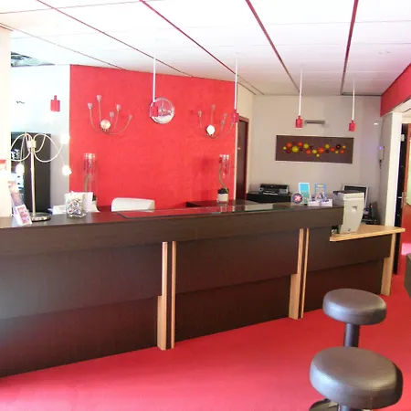 Brit Hotel Confort Rouen Nord - Eden