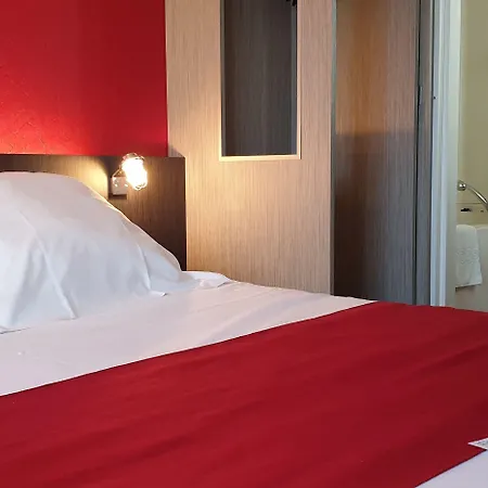 Brit Confort Rouen Nord - Eden 호텔 3*