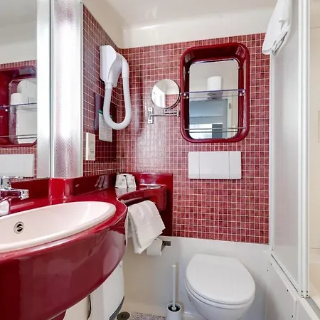 Hotel Brit Confort Rouen Nord - Eden 3*