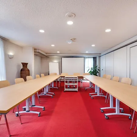Brit Confort Rouen Nord - Eden Hotel 3*