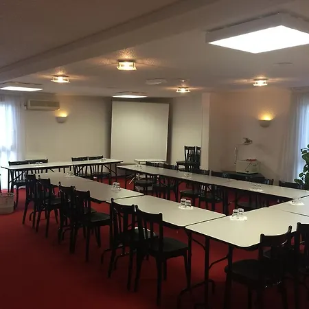 Hotel Brit Hotel Confort Rouen Nord - Eden Bois-Guillaume